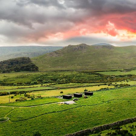 Oakwood Glamping Mourne Mountains Hotel Moyad Exterior photo