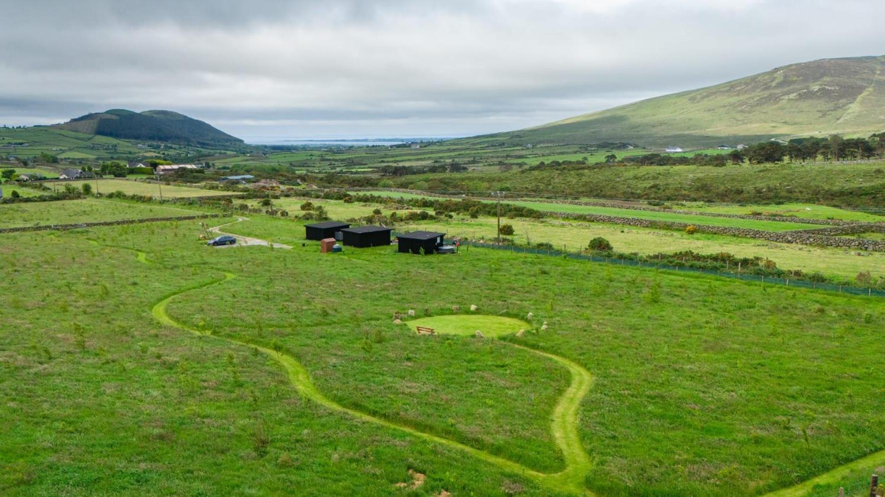 Oakwood Glamping Mourne Mountains Hotel Moyad Exterior photo
